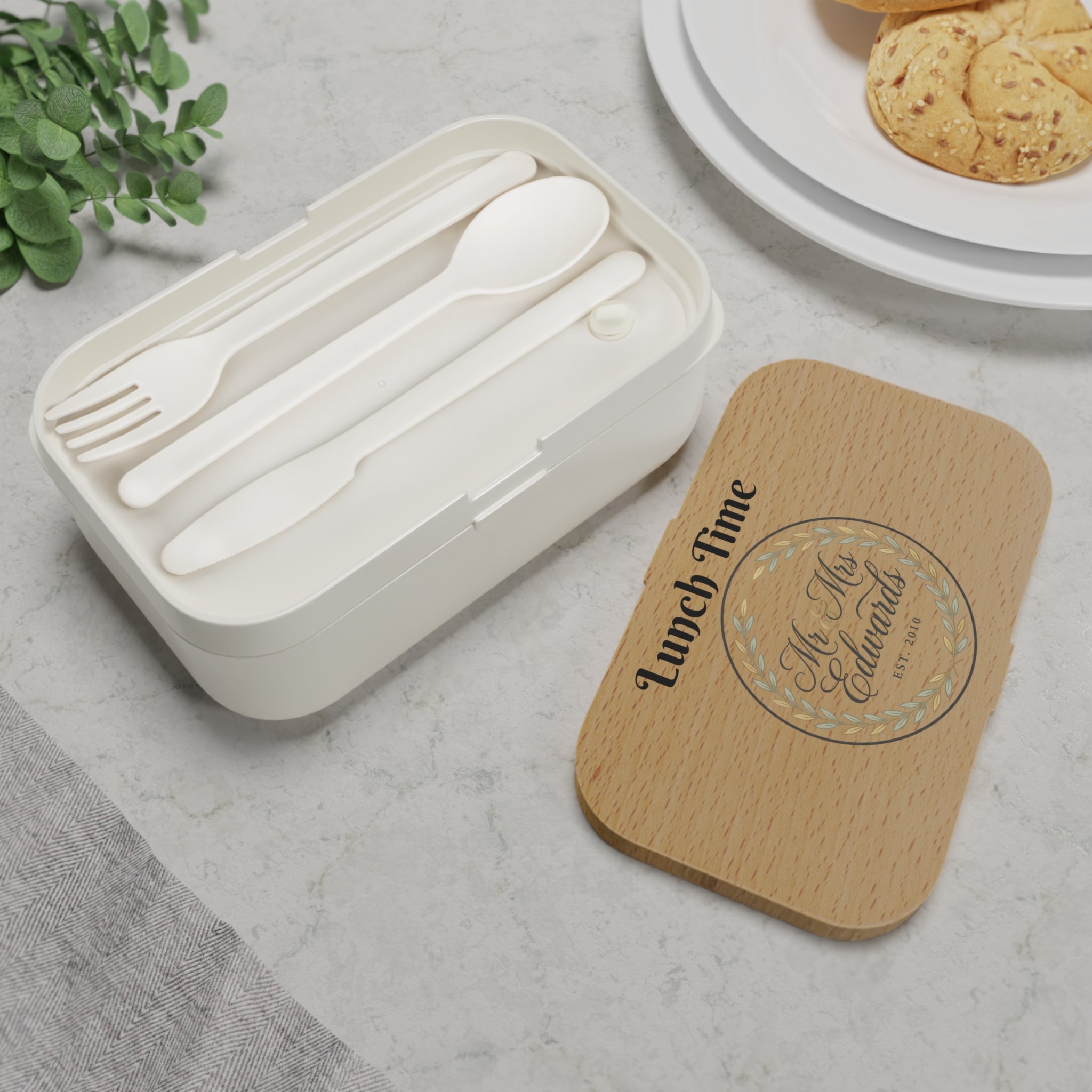 Personalized Monogram Laurel Lunch Time Bento Box | Custom Name Lunchbox